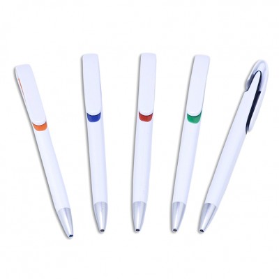 Στυλό με λευκό κορμό και φαρδύ οβαλ καπάκι